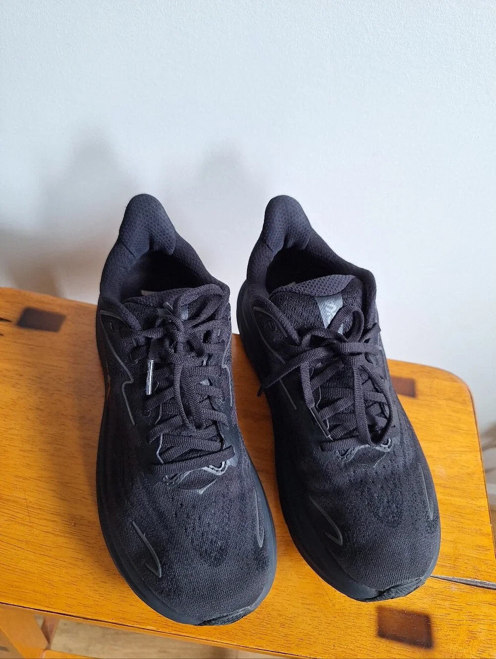 Hoka Clifton 10 Women's Black/Black Size 8B - Picture 9 of 14